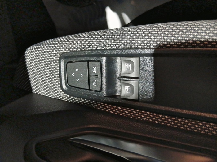 Dacia Sandero Comfort ECO-G 74 kW (100 CV) - 15 Dacia Sandero Comfort ECO-G 74 kW (100 CV) - 15