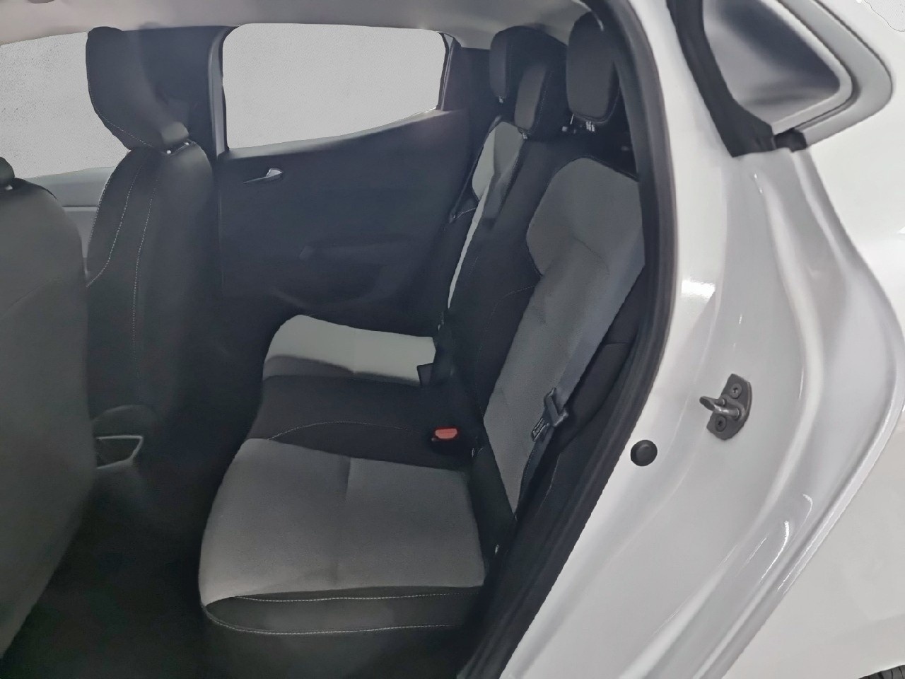 Renault Clio Evolution TCe	74 kW (100 CV) GLP - 9