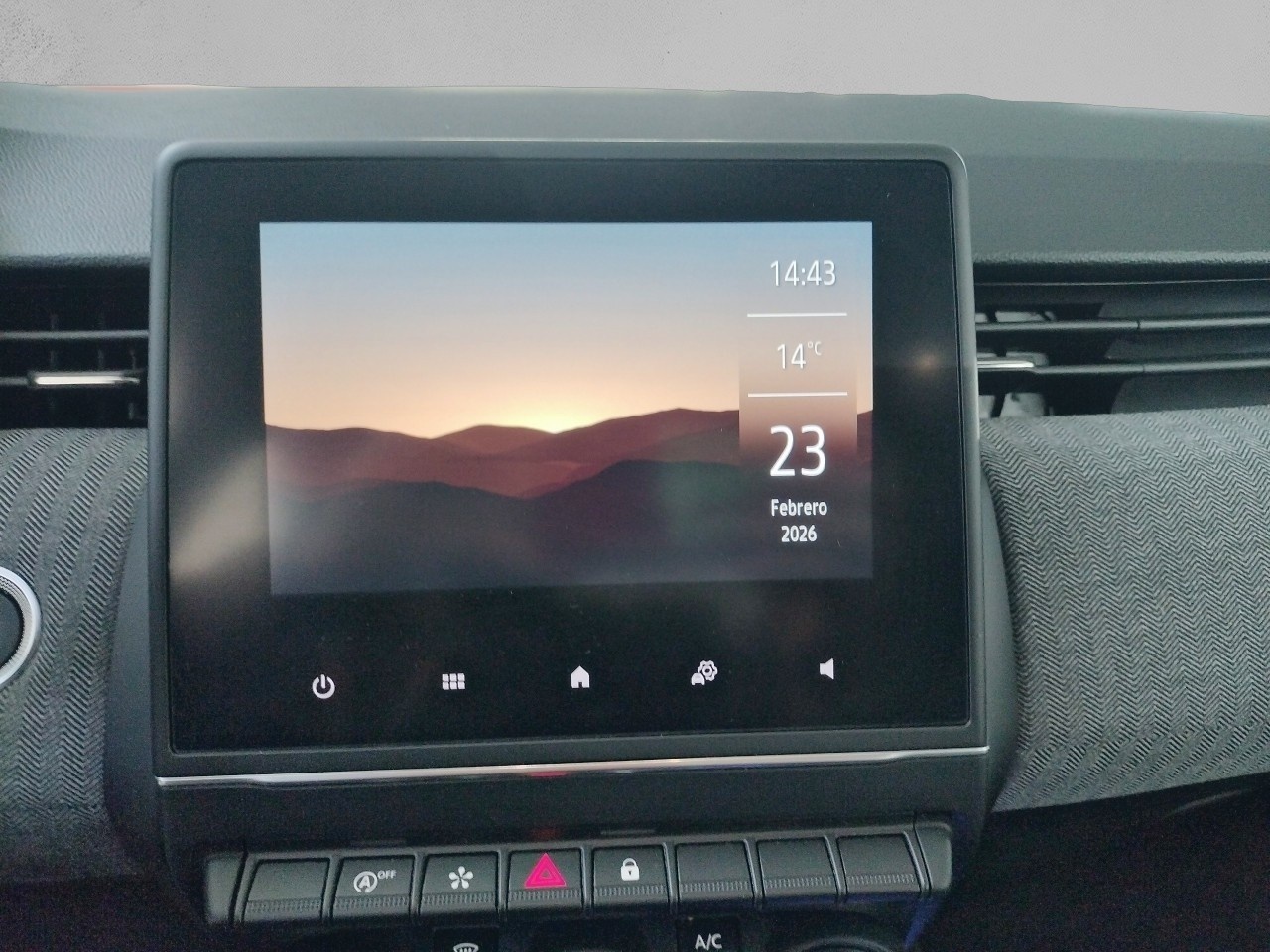 Renault Clio Techno Eco-G 74 kW (100 CV) - 6