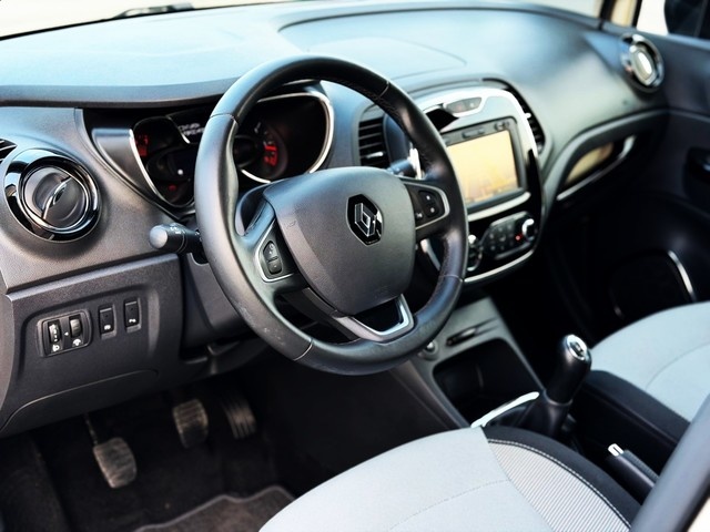 RenaultCaptur Intens Energy TCe 66 kW (90 CV) Vehículo usado en Barcelona - 2