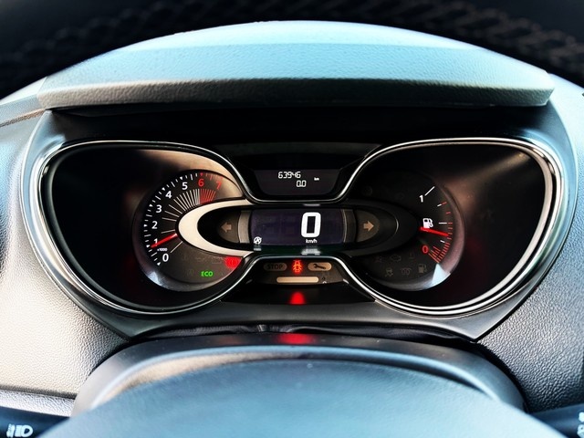 RenaultCaptur Intens Energy TCe 66 kW (90 CV) Vehículo usado en Barcelona - 17