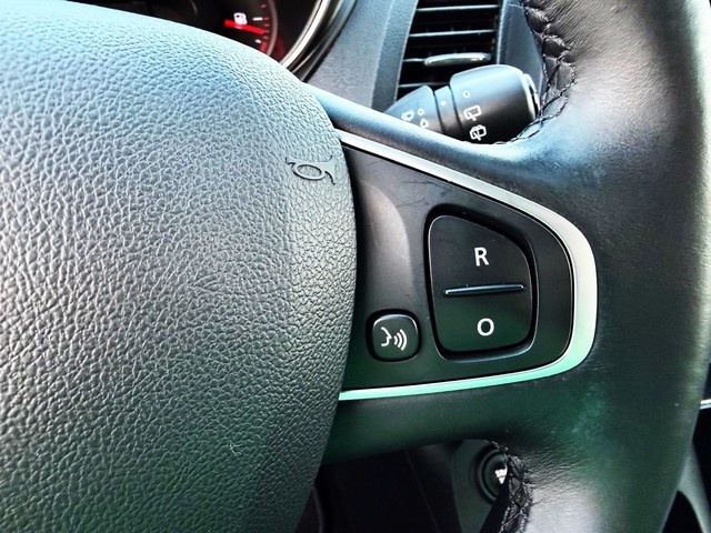 RenaultCaptur Intens Energy TCe 66 kW (90 CV) Vehículo usado en Barcelona - 18