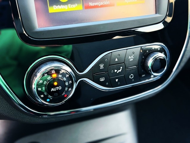 RenaultCaptur Intens Energy TCe 66 kW (90 CV) Vehículo usado en Barcelona - 24