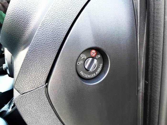 RenaultCaptur Intens Energy TCe 66 kW (90 CV) Vehículo usado en Barcelona - 27 RenaultCaptur Intens Energy TCe 66 kW (90 CV) Vehículo usado en Barcelona - 27