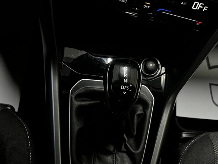 VolkswagenT-Roc Life 1.5 TSI 110 kW (150 CV) DSG Vehículo usado en Barcelona - 25 VolkswagenT-Roc Life 1.5 TSI 110 kW (150 CV) DSG Vehículo usado en Barcelona - 25