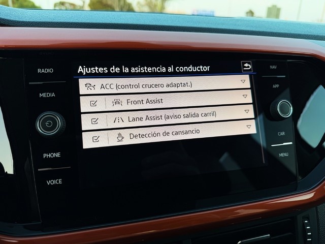 VolkswagenT-Cross Sport 1.5 TSI 110 kW (150 CV) DSG Vehículo usado en Barcelona - 23