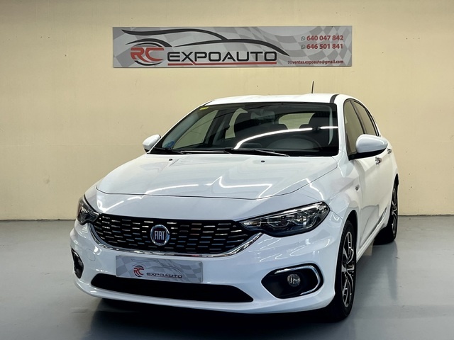 FiatTipo 1.4 T-Jet Gasolina/GLP Easy 88 kW (120 CV) Vehículo usado en Barcelona - 1