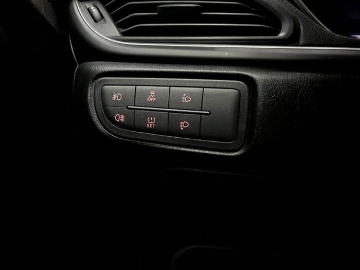 FiatTipo 1.4 T-Jet Gasolina/GLP Easy 88 kW (120 CV) Vehículo usado en Barcelona - 15 FiatTipo 1.4 T-Jet Gasolina/GLP Easy 88 kW (120 CV) Vehículo usado en Barcelona - 15