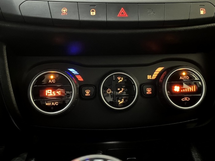 FiatTipo 1.4 T-Jet Gasolina/GLP Easy 88 kW (120 CV) Vehículo usado en Barcelona - 23 FiatTipo 1.4 T-Jet Gasolina/GLP Easy 88 kW (120 CV) Vehículo usado en Barcelona - 23