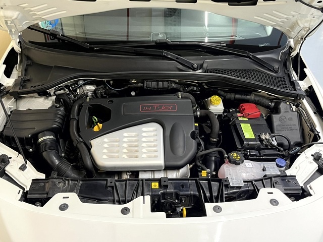 FiatTipo 1.4 T-Jet Gasolina/GLP Easy 88 kW (120 CV) Vehículo usado en Barcelona - 28