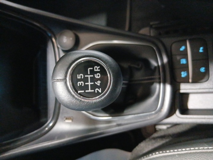 Ford Puma 1.0 EcoBoost MHEV Titanium Design 92 kW (125 CV) - 7 Ford Puma 1.0 EcoBoost MHEV Titanium Design 92 kW (125 CV) - 7