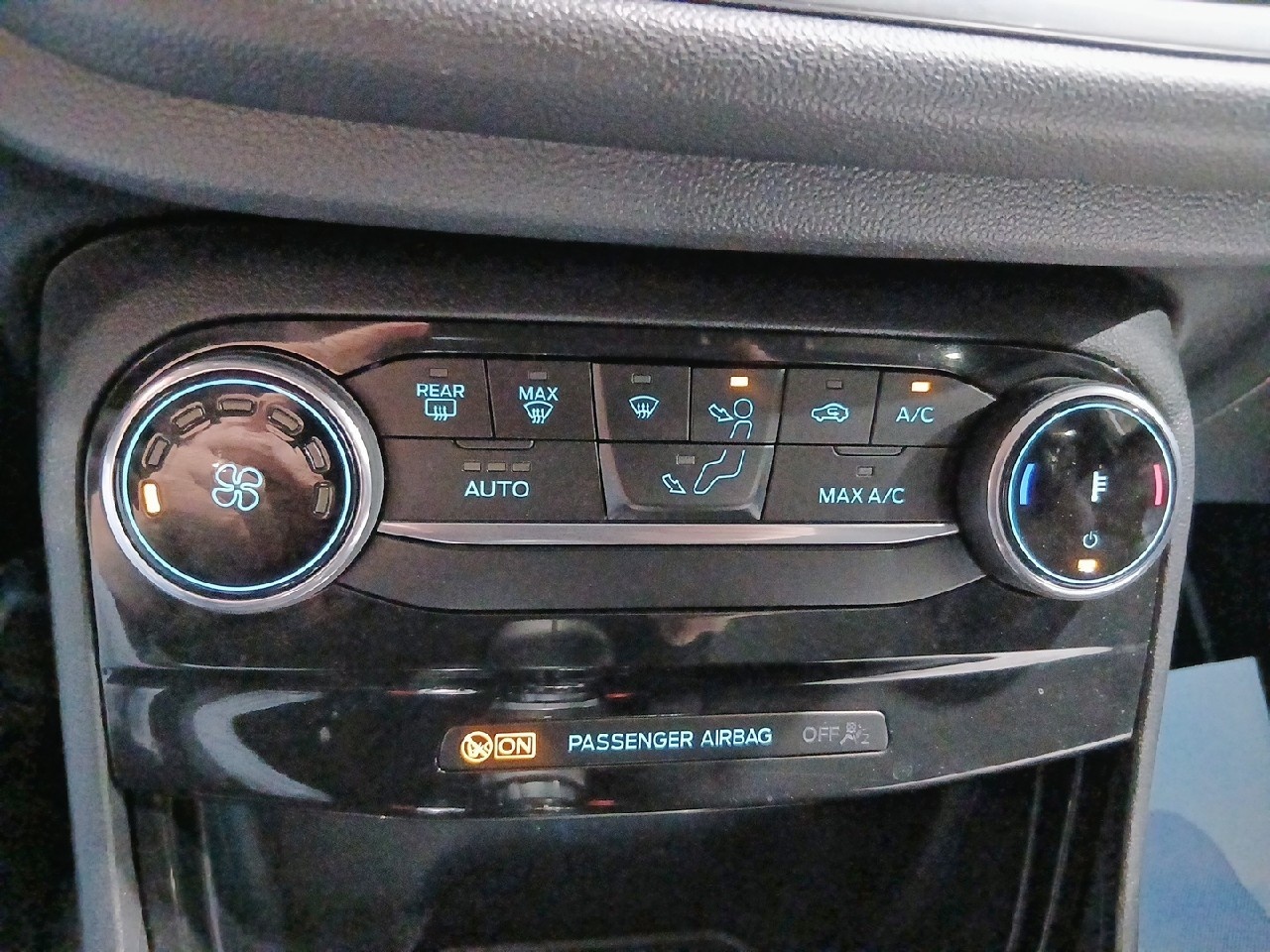 Ford Puma 1.0 EcoBoost MHEV Titanium Design 92 kW (125 CV) - 14