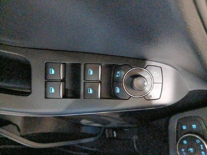 Ford Puma 1.0 EcoBoost MHEV Titanium Design 92 kW (125 CV) - 15 Ford Puma 1.0 EcoBoost MHEV Titanium Design 92 kW (125 CV) - 15