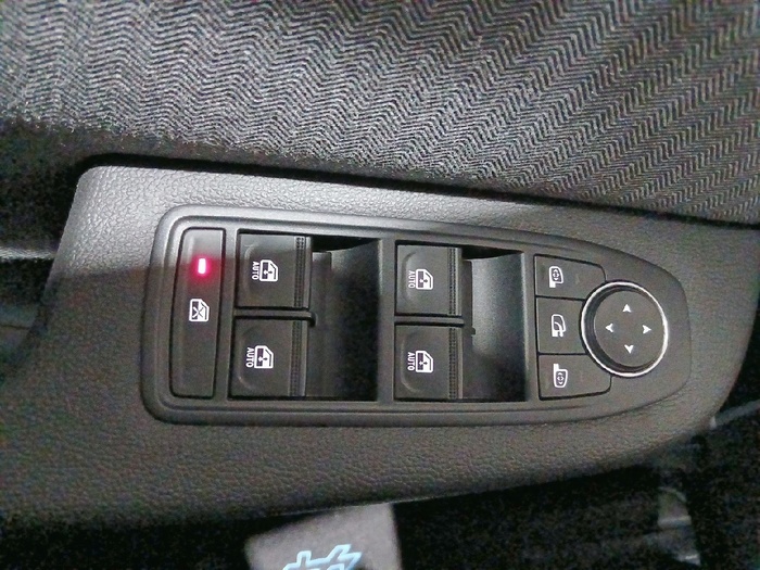 Renault Clio Techno Eco-G 74 kW (100 CV) - 16 Renault Clio Techno Eco-G 74 kW (100 CV) - 16