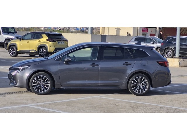 ToyotaCorolla Touring Sports 140H Style 103 kW (140 CV) Vehículo usado en Barcelona - 4