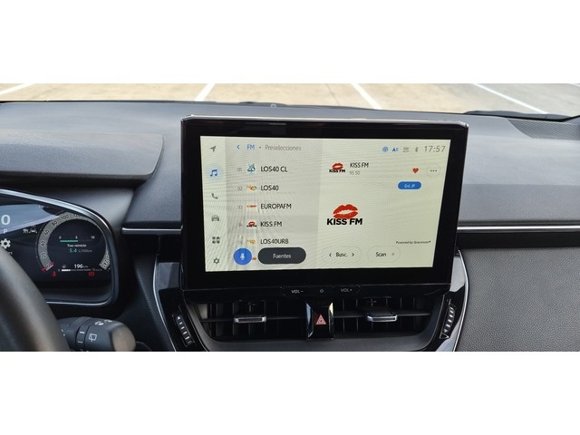 ToyotaCorolla Touring Sports 140H Style 103 kW (140 CV) Vehículo usado en Barcelona - 17