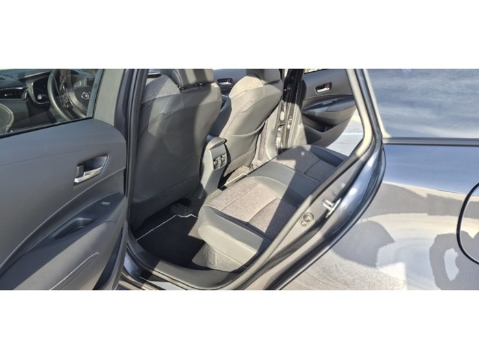 ToyotaCorolla Touring Sports 140H Style 103 kW (140 CV) Vehículo usado en Barcelona - 31 ToyotaCorolla Touring Sports 140H Style 103 kW (140 CV) Vehículo usado en Barcelona - 31
