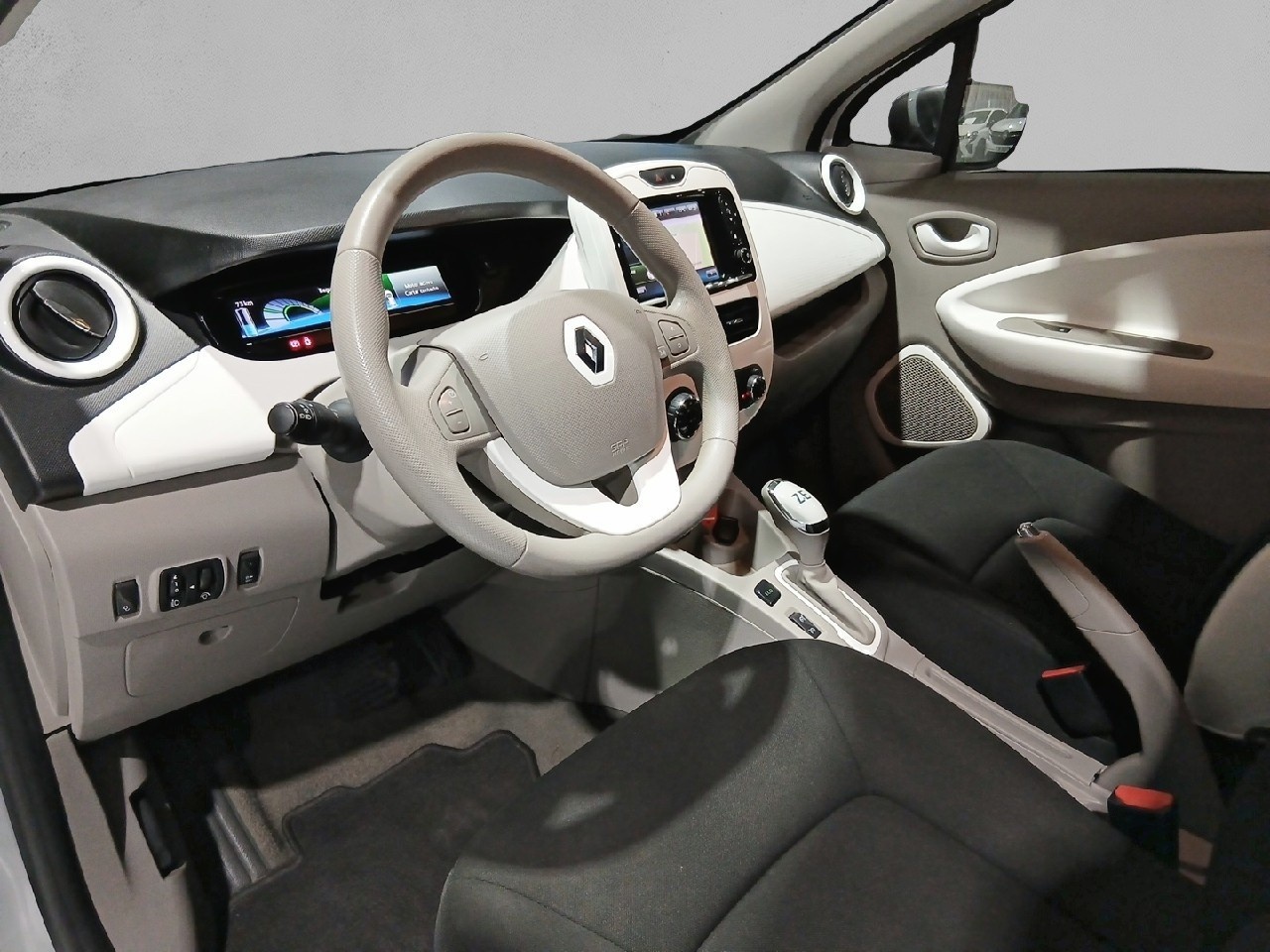 Renault Zoe Life Q90 65 kW (88 CV) - 4