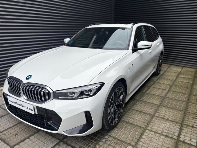 BMWSerie 3 330e xDrive Touring 215 kW (292 CV)