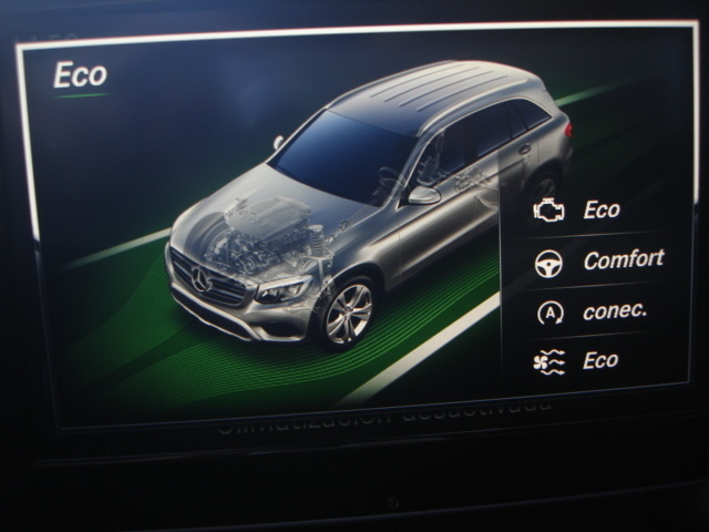 Mercedes-BenzGLC 220 d AMG Line 4Matic 125 kW (170 CV) Vehículo usado en Barcelona - 32