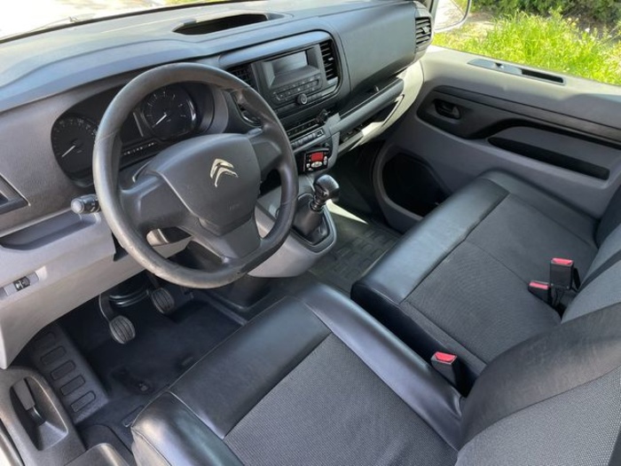 CitroenJumpy Cabina BlueHDi 120 Control Talla M 90 kW (122 CV) Vehículo usado en Barcelona - 2 CitroenJumpy Cabina BlueHDi 120 Control Talla M 90 kW (122 CV) Vehículo usado en Barcelona - 2