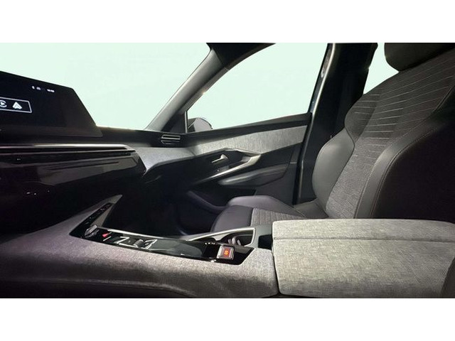 Peugeot3008 Allure Hybrid eDCS6 100 kW (136 CV) Vehículo usado en Barcelona - 17