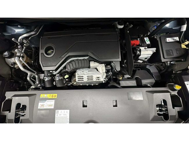 Peugeot3008 Allure Hybrid eDCS6 100 kW (136 CV) Vehículo usado en Barcelona - 19