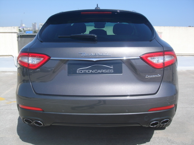 MaseratiLevante 3.0 Diesel 202 kW (275 CV) Vehículo usado en Barcelona - 5