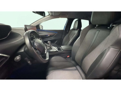 Peugeot 3008 PureTech 130 S&S Allure 96 kW (130 CV) Peugeot 3008 PureTech 130 S&S Allure 96 kW (130 CV)