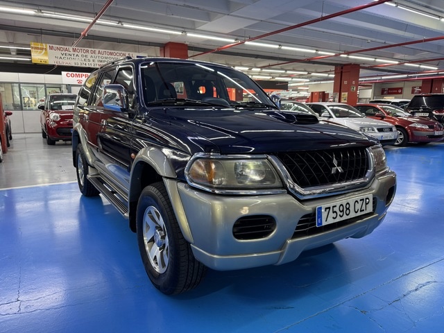 MitsubishiMontero Sport 2.5 Tdi Intense Plus 85 kW (115 CV) Vehículo usado en Barcelona - 4