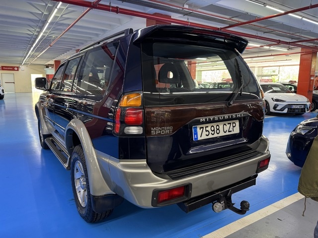 MitsubishiMontero Sport 2.5 Tdi Intense Plus 85 kW (115 CV) Vehículo usado en Barcelona - 12