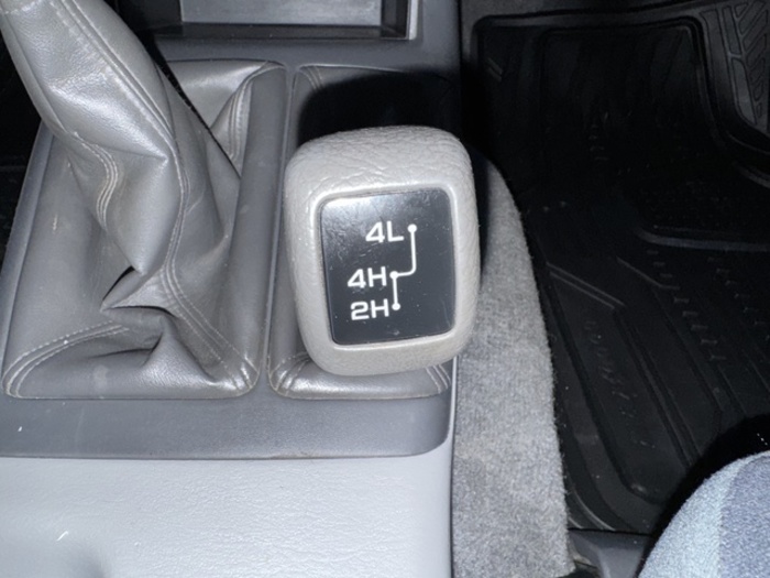 MitsubishiMontero Sport 2.5 Tdi Intense Plus 85 kW (115 CV) Vehículo usado en Barcelona - 20 MitsubishiMontero Sport 2.5 Tdi Intense Plus 85 kW (115 CV) Vehículo usado en Barcelona - 20