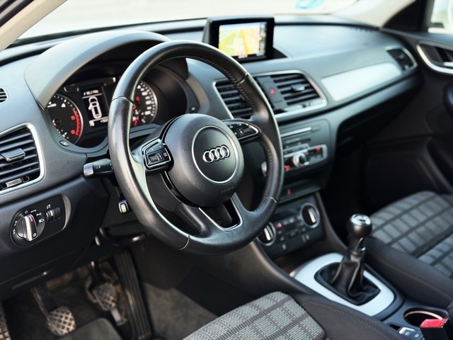 AudiQ3 2.0 TDI 110 kW (150 CV) Vehículo usado en Barcelona - 2