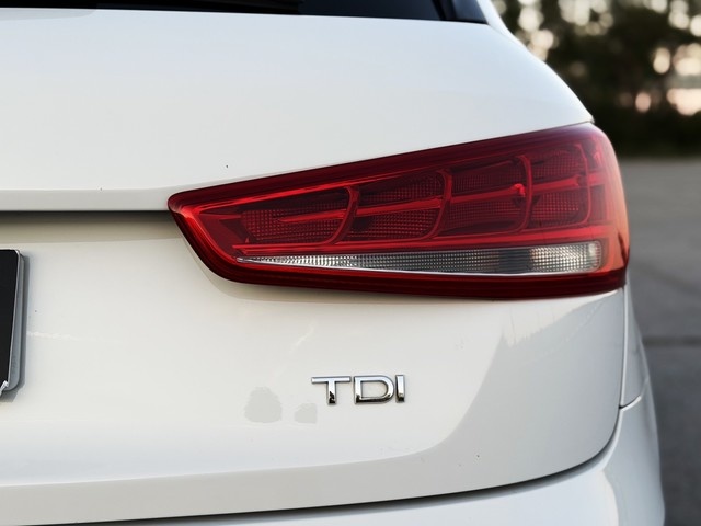AudiQ3 2.0 TDI 110 kW (150 CV) Vehículo usado en Barcelona - 15 AudiQ3 2.0 TDI 110 kW (150 CV) Vehículo usado en Barcelona - 15