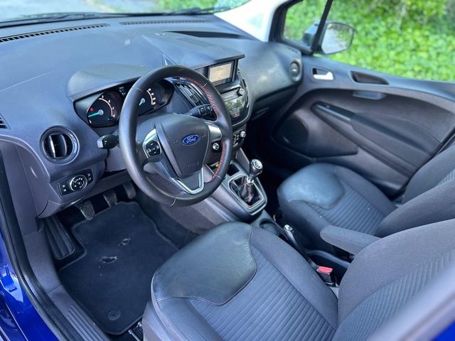 FordTourneo Courier 1.0 EcoBoost Titanium 74 kW (100 CV) Vehículo usado en Barcelona - 16