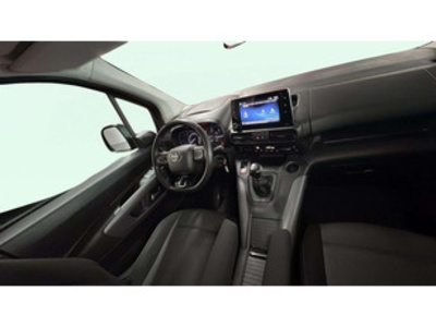 Toyota Proace City Verso 1.2 Family Active L1 5 Plazas 81 kW (110 CV) Toyota Proace City Verso 1.2 Family Active L1 5 Plazas 81 kW (110 CV)