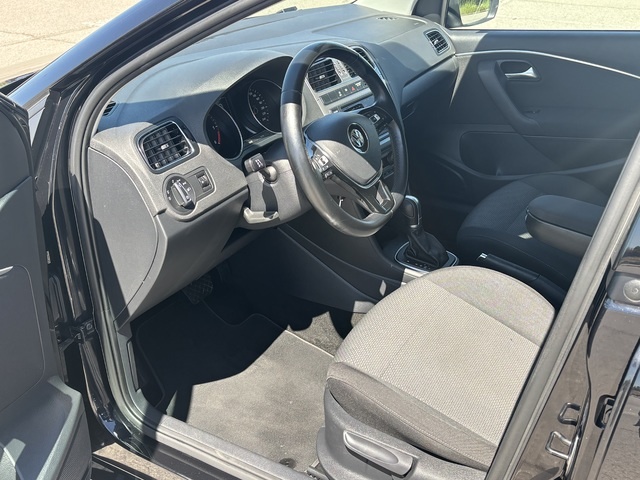 VolkswagenPolo Sport 1.4 TDI BMT 66 kW (90 CV) DSG Vehículo usado en Barcelona - 7