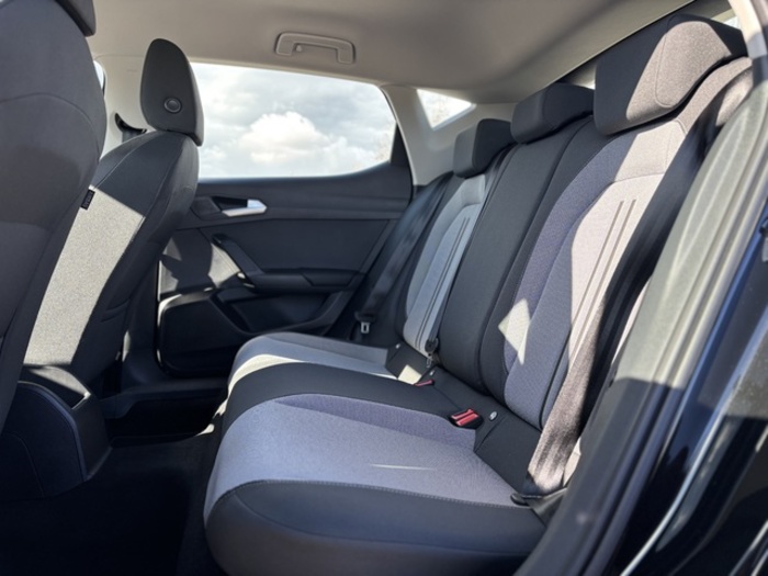 SEATLeón 1.0 TSI S&S Style 25 Aniversario 81 kW (110 CV) Vehículo usado en Barcelona - 10 SEATLeón 1.0 TSI S&S Style 25 Aniversario 81 kW (110 CV) Vehículo usado en Barcelona - 10
