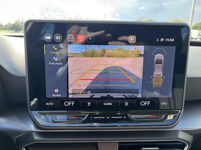 SEATLeón 1.0 TSI S&S Style 25 Aniversario 81 kW (110 CV) Vehículo usado en Barcelona - 14