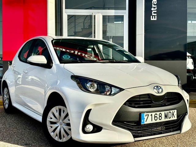 ToyotaYaris 1.0 70 Business 51 kW (69 CV)