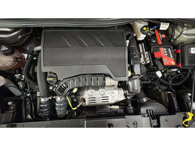Peugeot208 PureTech 100 Allure 75 kW (100 CV) Vehículo usado en Barcelona - 22