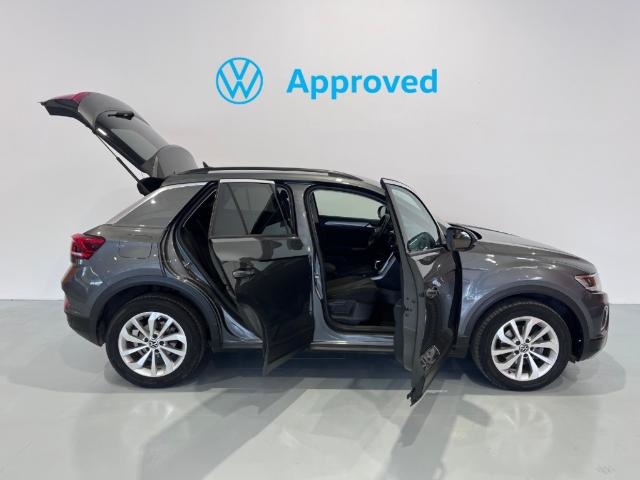 VolkswagenT-Roc Life 1.0 TSI 81 kW (110 CV)12