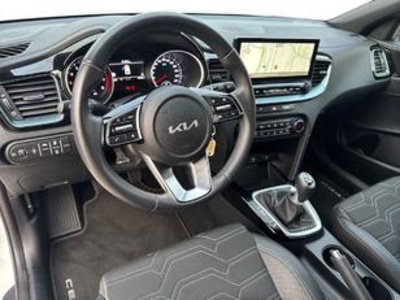 Kia Ceed 1.0 T-GDi Style Edition 74 kW (100 CV) Kia Ceed 1.0 T-GDi Style Edition 74 kW (100 CV)