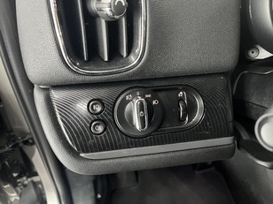 MINI MINI Countryman Cooper D 110 kW (150 CV)