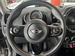 MINI MINI Countryman Cooper D 110 kW (150 CV) MINI MINI Countryman Cooper D 110 kW (150 CV)