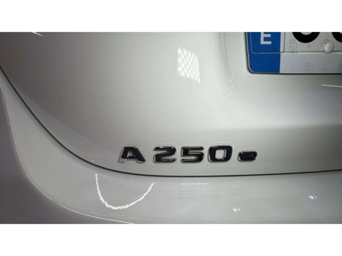 Mercedes-BenzClase A 250 e 160 kW (218 CV) Vehículo usado en Barcelona - 23 Mercedes-BenzClase A 250 e 160 kW (218 CV) Vehículo usado en Barcelona - 23