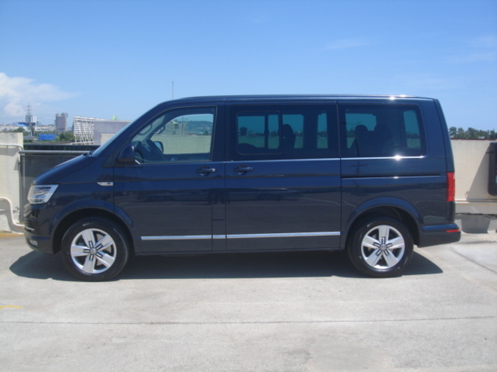 VolkswagenMultivan Premium Batalla Corta 2.0 TDI BMT 146 kW (198 CV) DSG Vehículo usado en Barcelona - 3 VolkswagenMultivan Premium Batalla Corta 2.0 TDI BMT 146 kW (198 CV) DSG Vehículo usado en Barcelona - 3