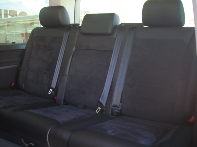 VolkswagenMultivan Premium Batalla Corta 2.0 TDI BMT 146 kW (198 CV) DSG Vehículo usado en Barcelona - 11