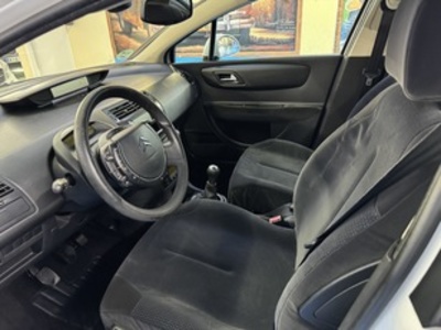 Citroen C4 1.6 16v Exclusive 80 kW (110 CV) Citroen C4 1.6 16v Exclusive 80 kW (110 CV)