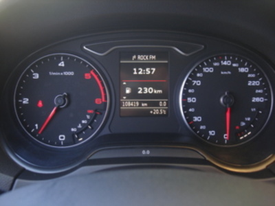 Audi A3 Sportback Advanced 1.6 TDI clean diesel 81 kW (110 CV) S tronic Audi A3 Sportback Advanced 1.6 TDI clean diesel 81 kW (110 CV) S tronic